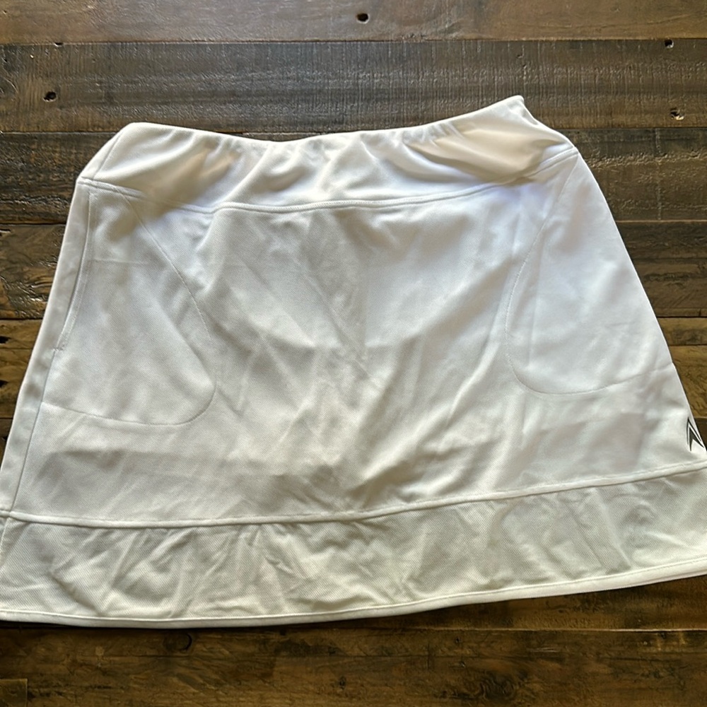 Never worn!  NWT Angle New York Tennis/Golf